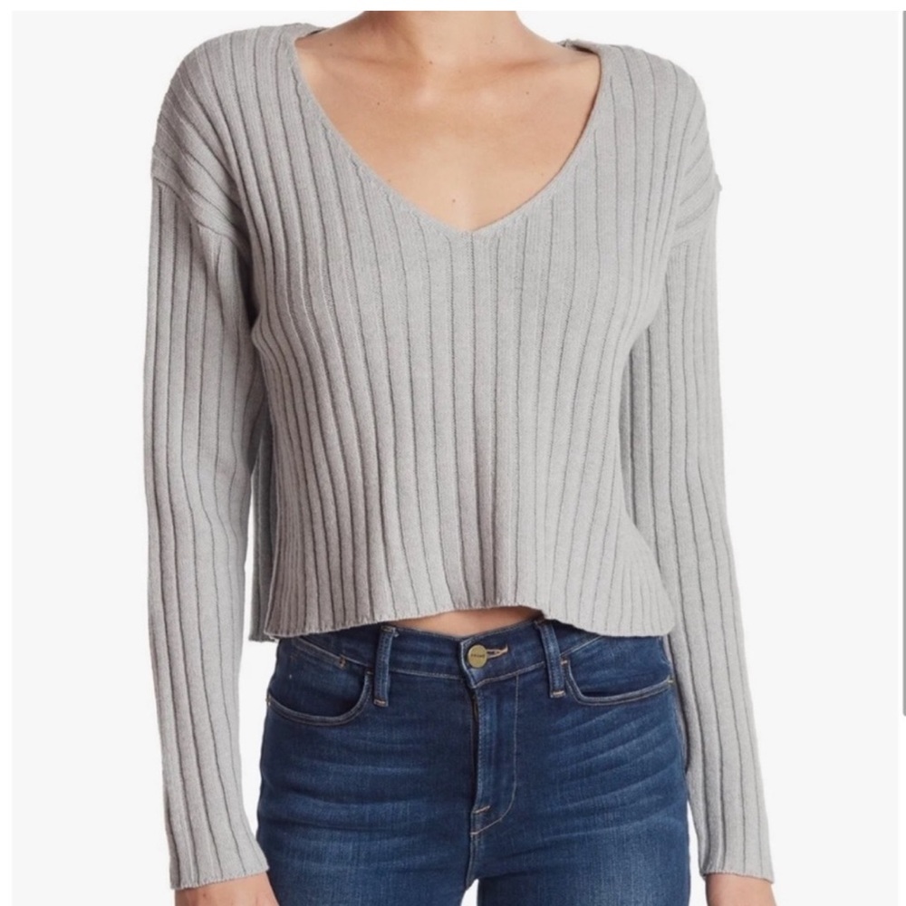 v neck sweater